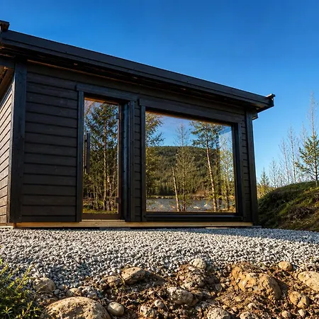 Fresh Familie With Outdoor Sauna Lodge