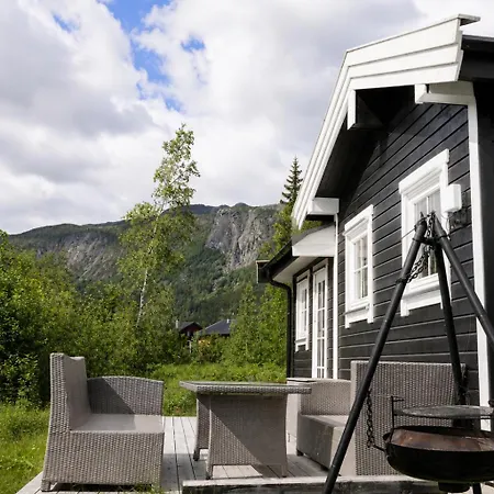 Fresh Familie With Outdoor Sauna